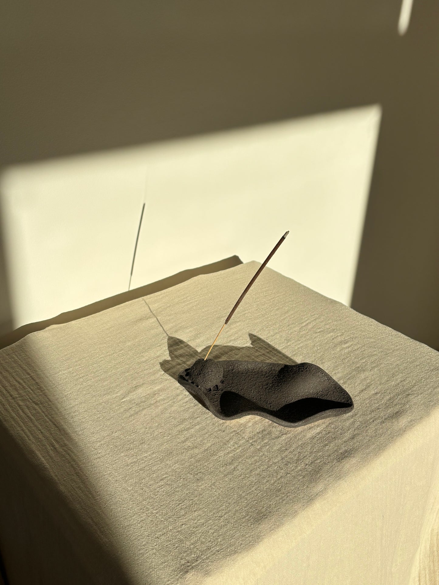 Textured intense holders