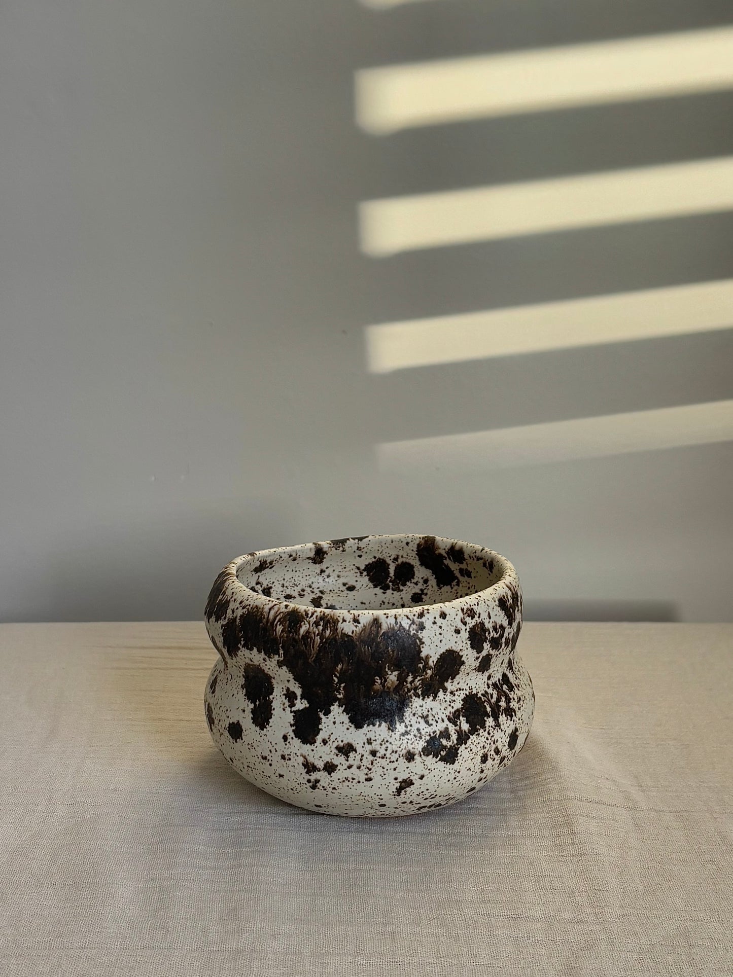Speckle bubble mug