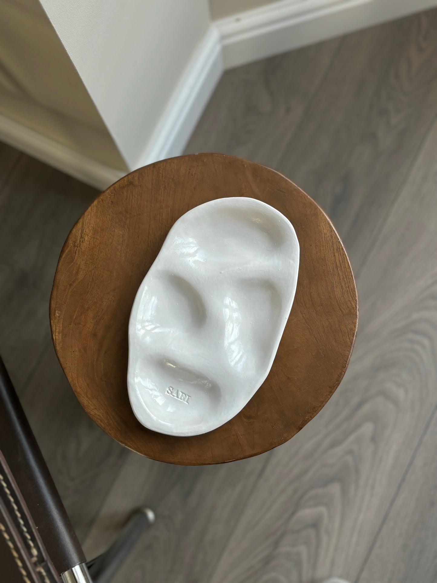 Ceramic snack plate in white gloss