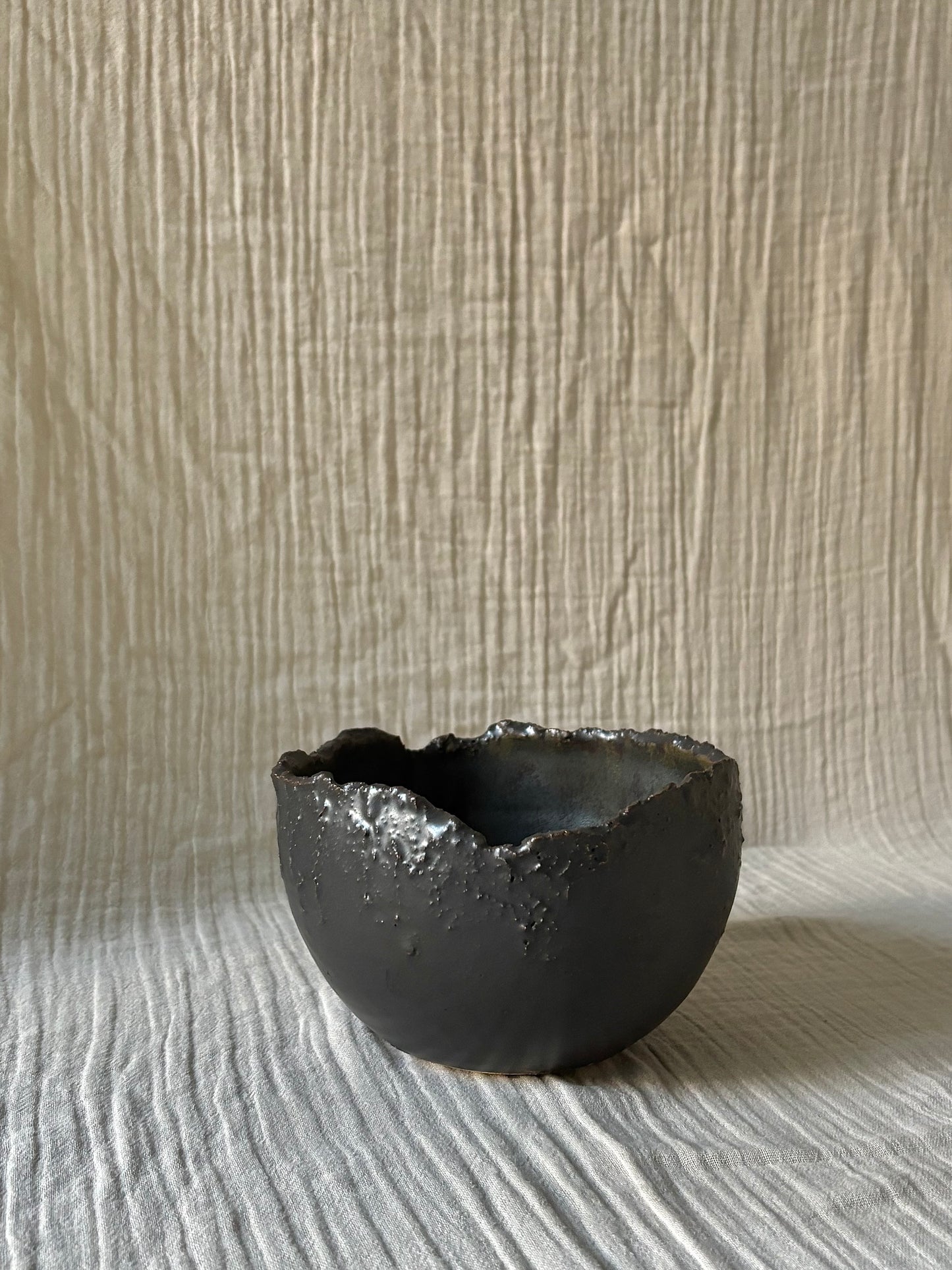 Textured decorative bowl