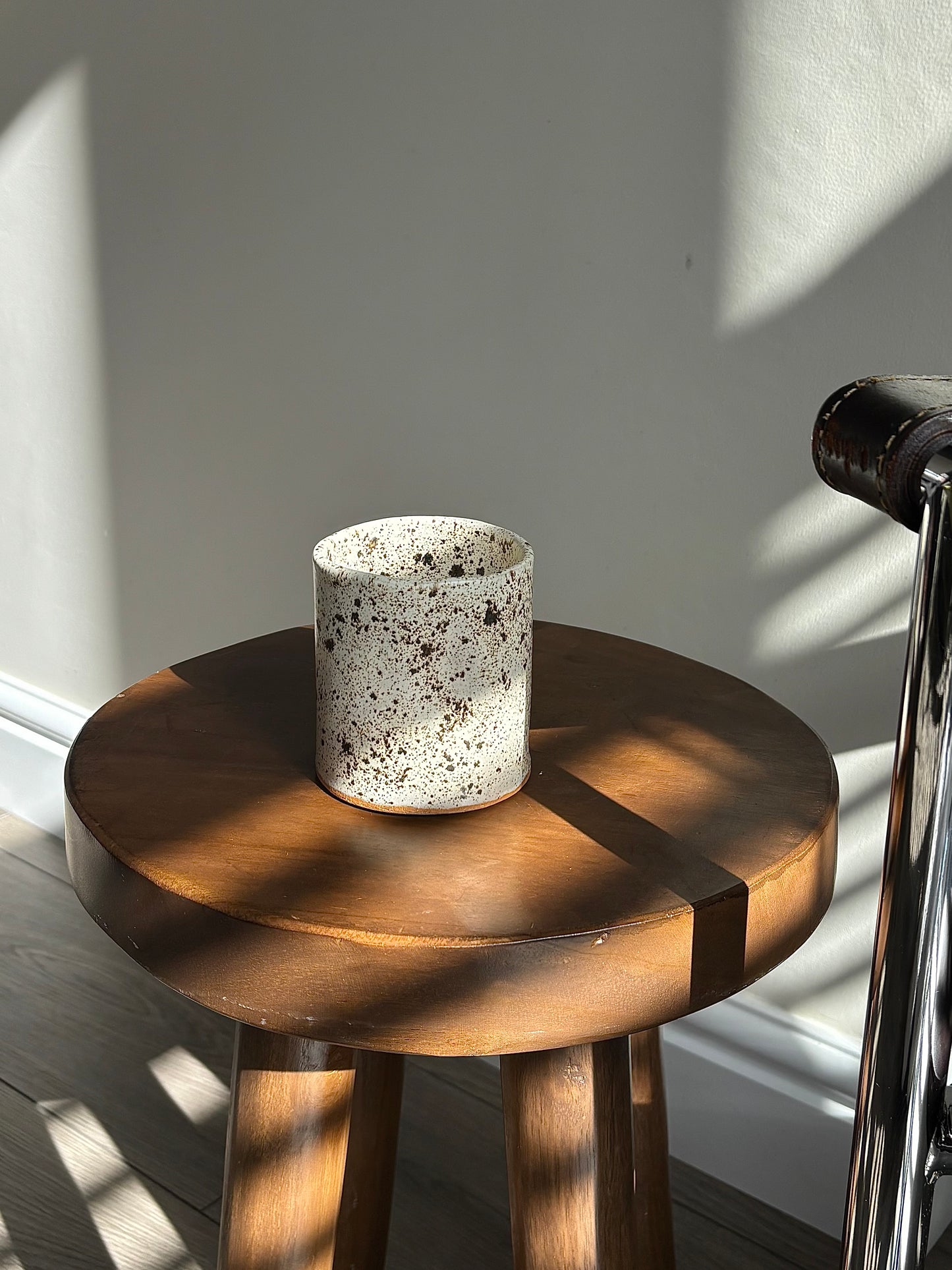 snug mug in winterwood glaze